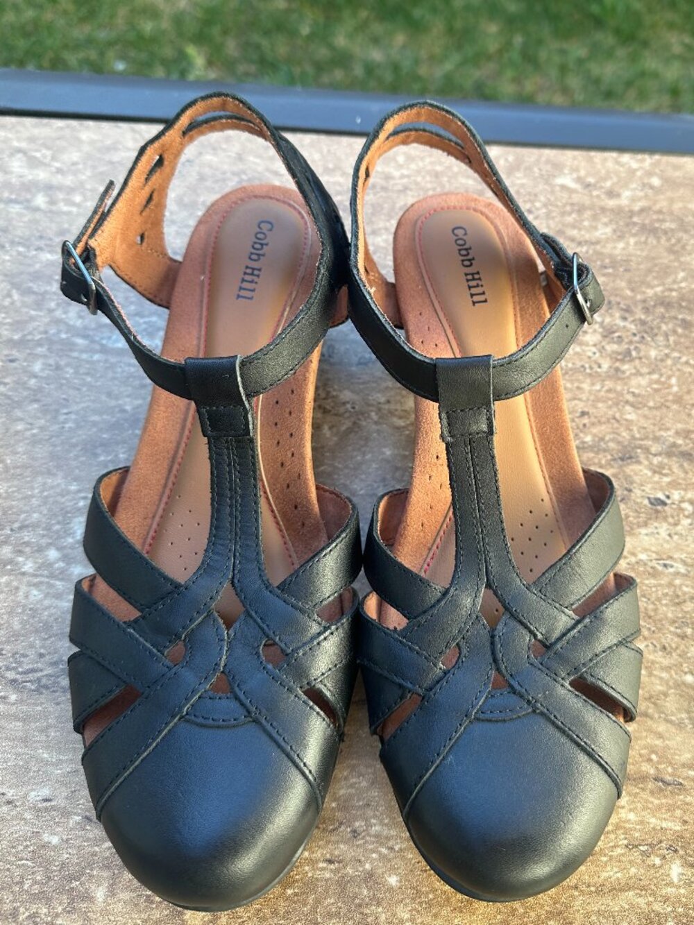 Cobb Hill by Rockport Aubrey Black Leather T-Strap Cutout Heels - Size 9